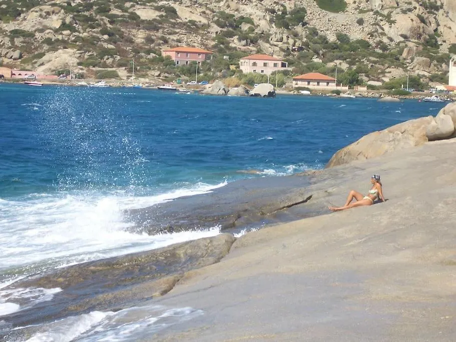 Appartamento Con Piscina E Aria Condizionata La Maddalena  Lejlighed